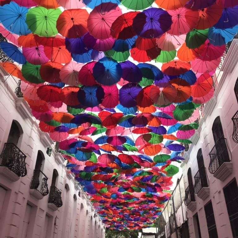 „Ulica parasoli” puzzle online
