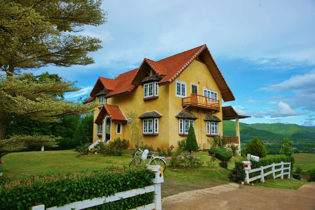 Duży dom na wsi puzzle online