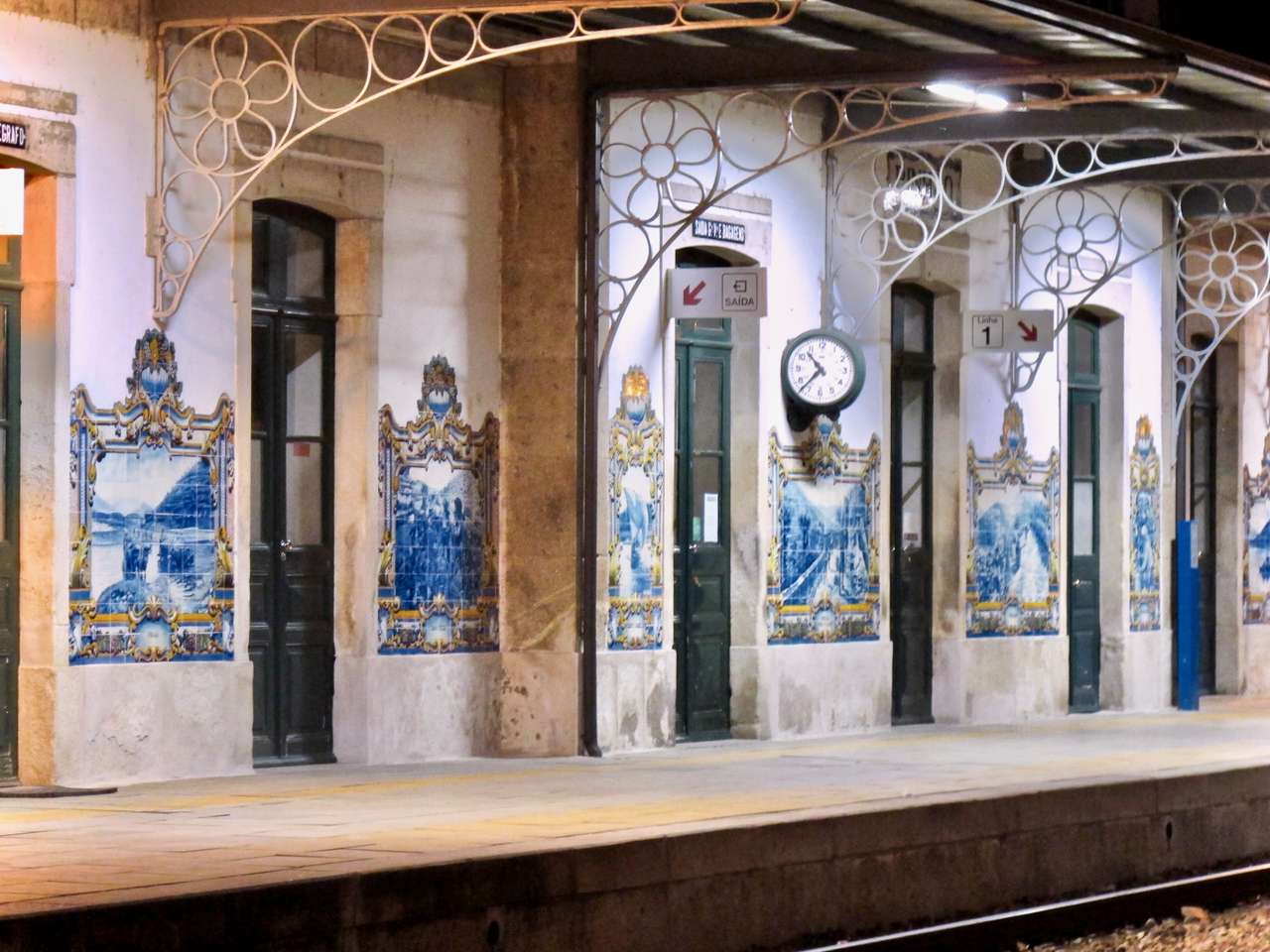 Portugalski dworzec kolejowy puzzle online