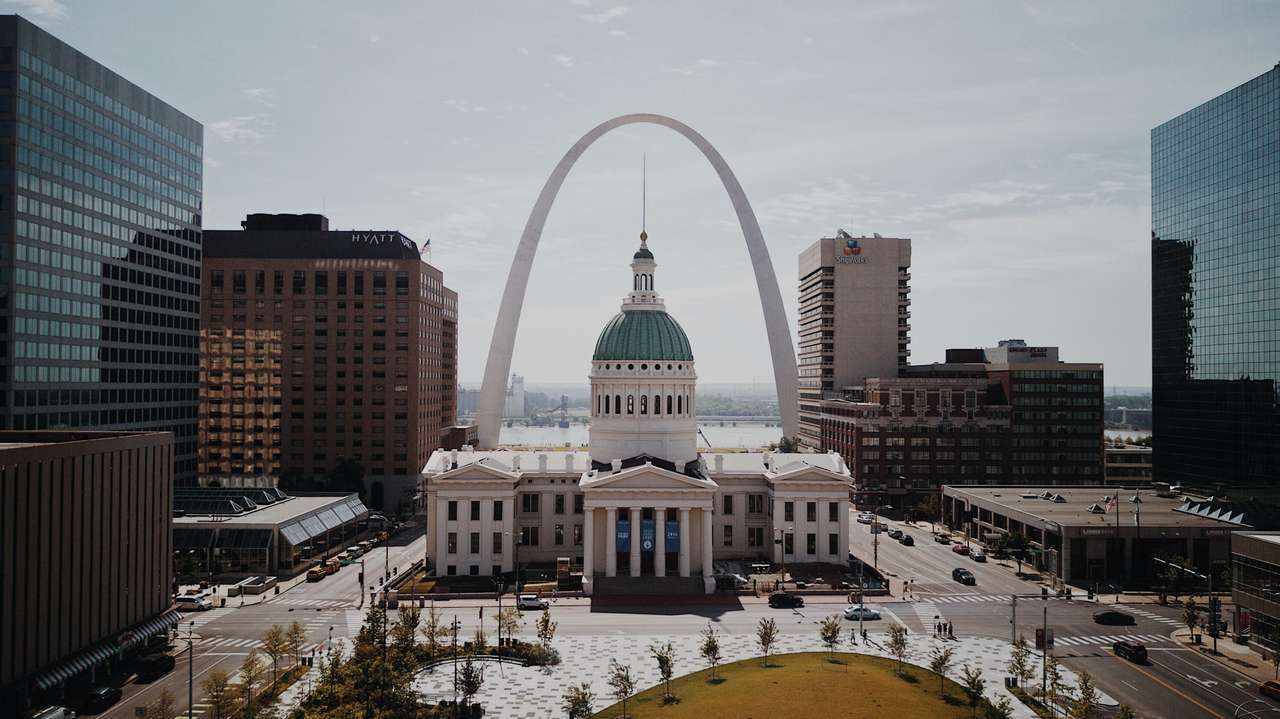 Stary gmach sądu i łuk bramy, St. Louis puzzle online