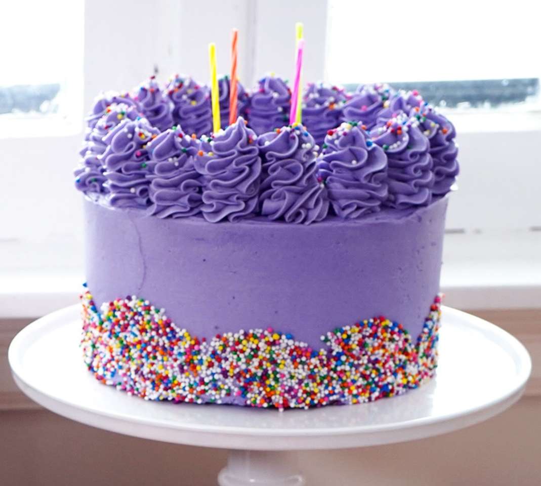Konfetti posyp tort urodzinowy puzzle online