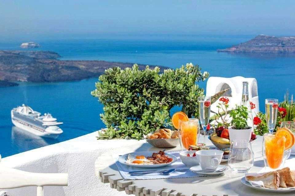 Widok na morze przy posiłku w Grecji puzzle online