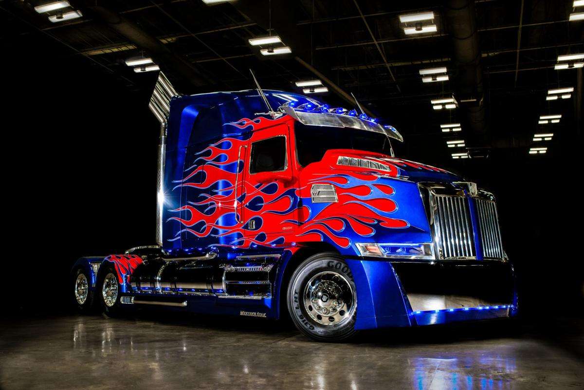 ciężarówka optimus prime puzzle online