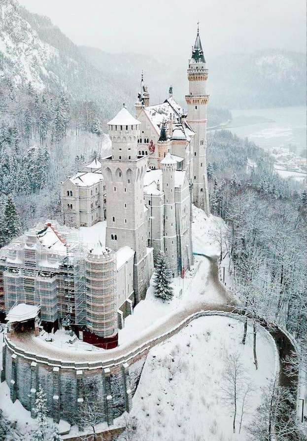 Bavaria, Germany Most Beautiful Castle zimą puzzle online