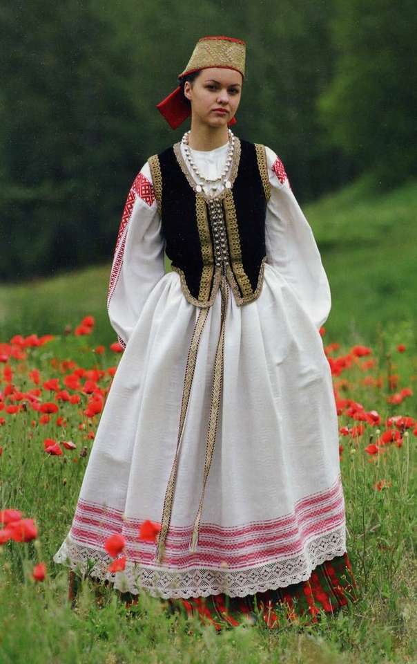Typowa sukienka litewska puzzle online