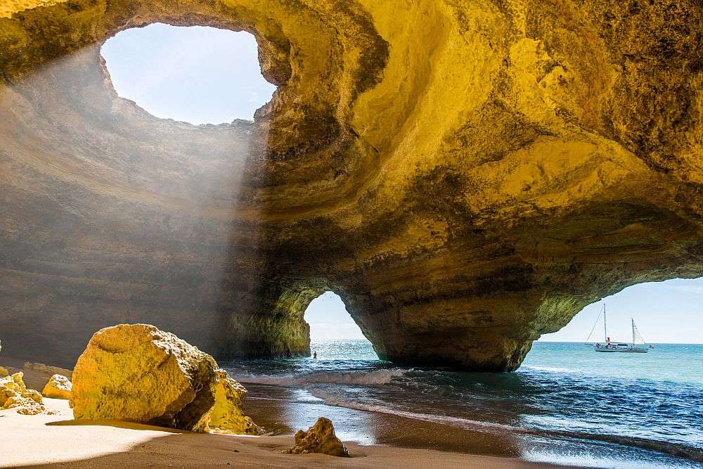 jaskinia w Portugalii puzzle online