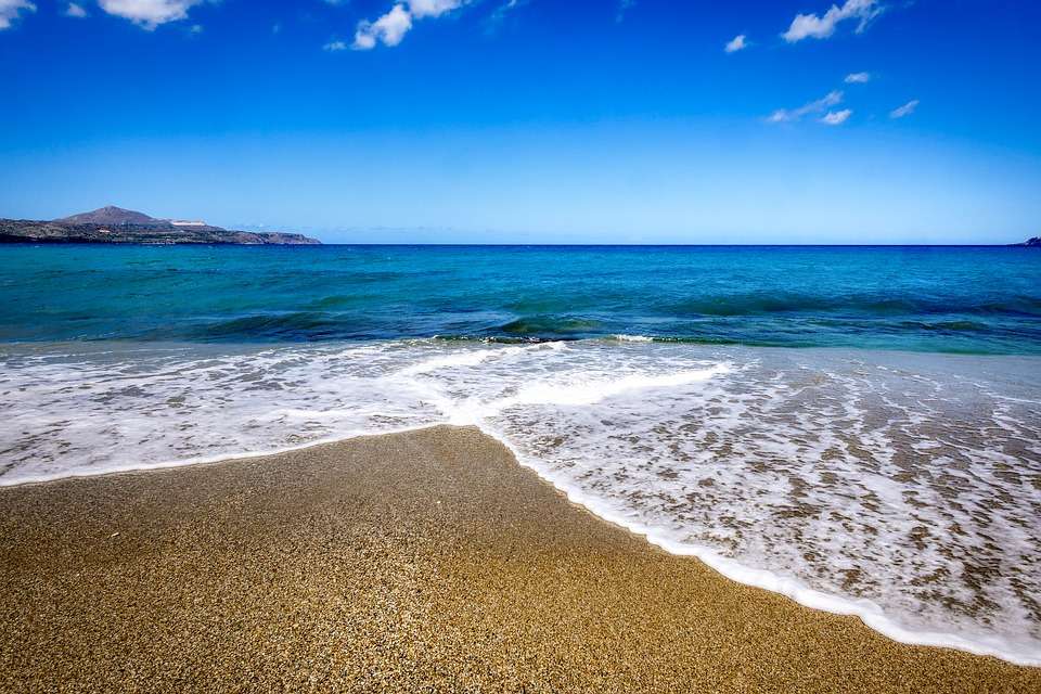 Plaża kąpielowa na wyspie Kreta puzzle online