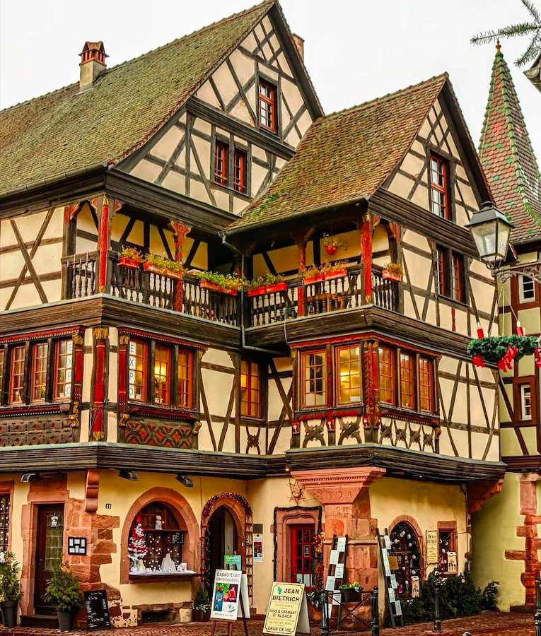 Cudo kamienicy-Kaysersberg, Alsace, France puzzle online