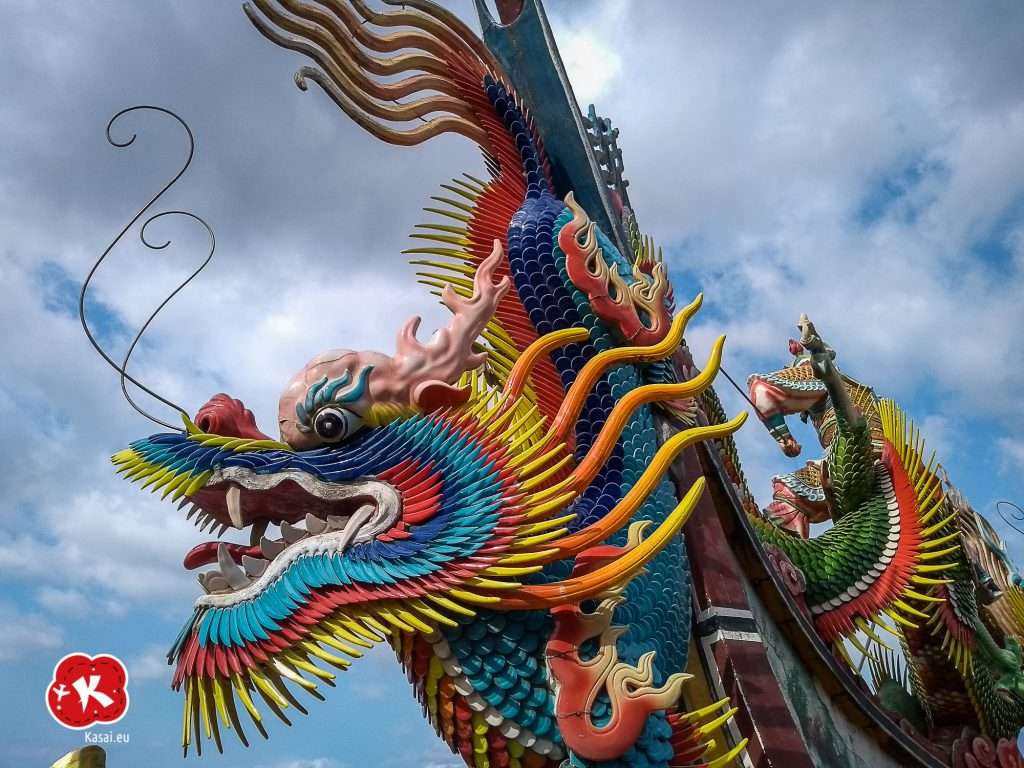 Rzeźba smoka na świątyni w Tajwanie puzzle online
