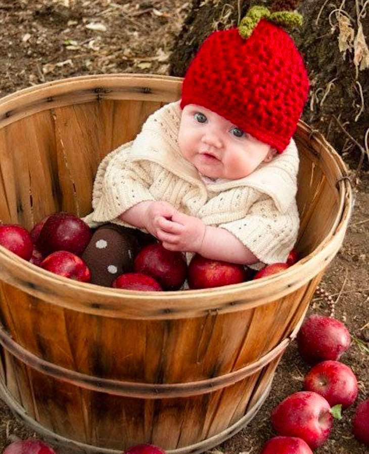 Słodkie jabłuszko w czerwonej czapce:) puzzle online