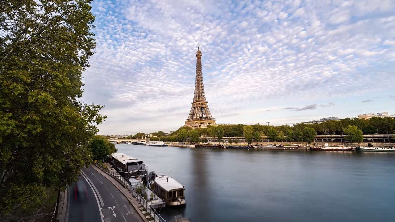 Podróżowanie po Paryżu puzzle online