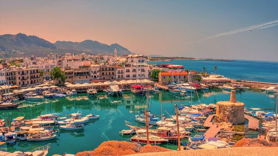 Wyspa Cypru na Morzu Śródziemnym puzzle online