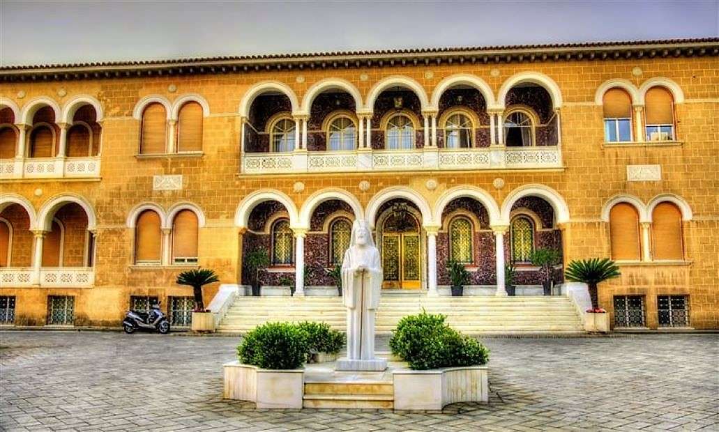 Cypr Pałac Arcybiskupa Nikozji puzzle online