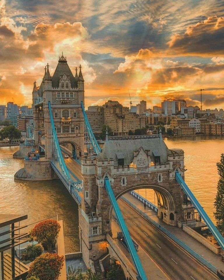 Tower Bridge, Londyn puzzle online