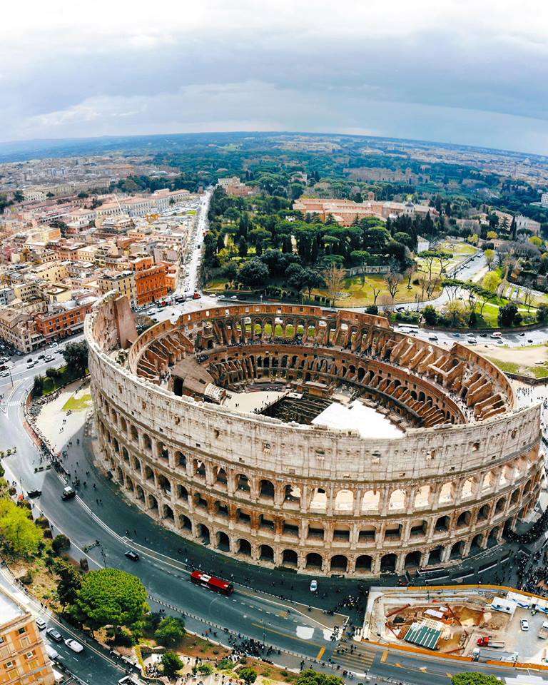 Koloseum w Rzymie puzzle online