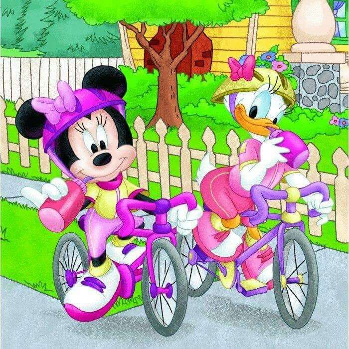 Minnie i kaczuszka-wypad rowerem puzzle online