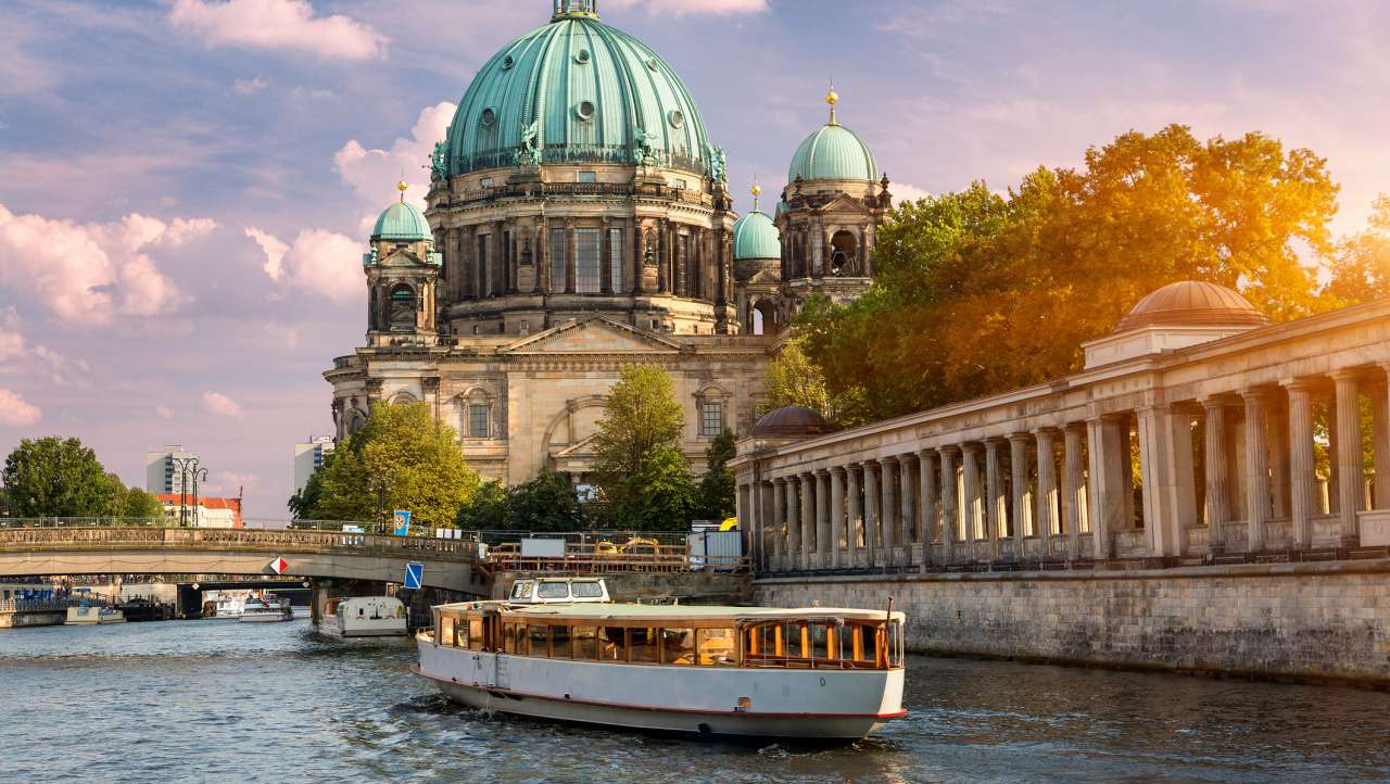 Rejs statkiem po Sprewie w Berlinie puzzle online