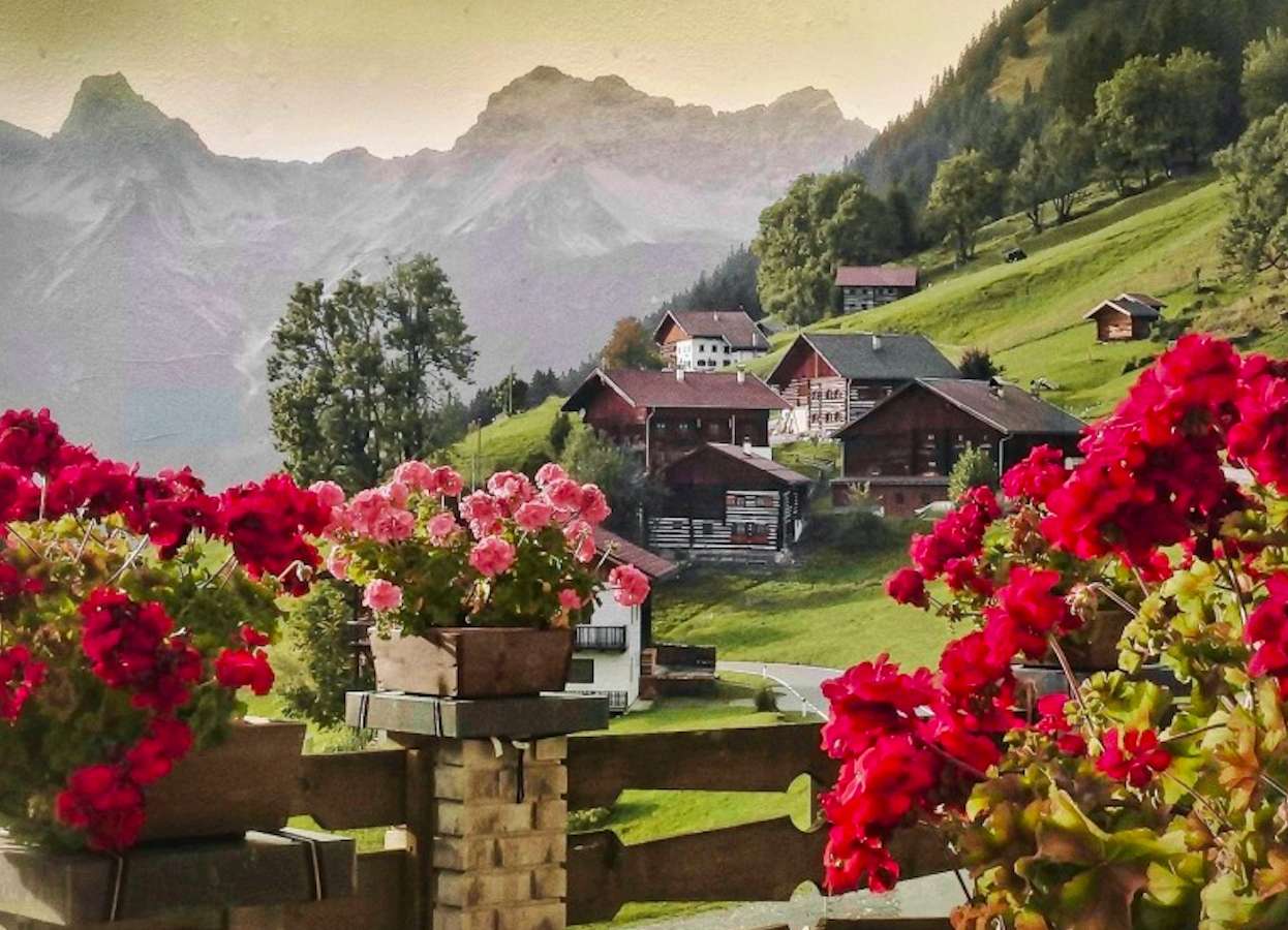 Austria-Urocza mała wioska w Tyrolu puzzle online