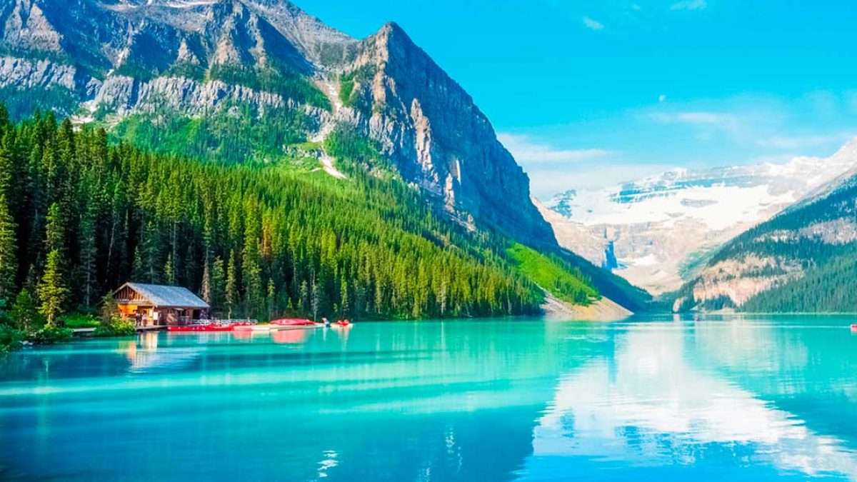 Krajobraz jeziora w górach puzzle online