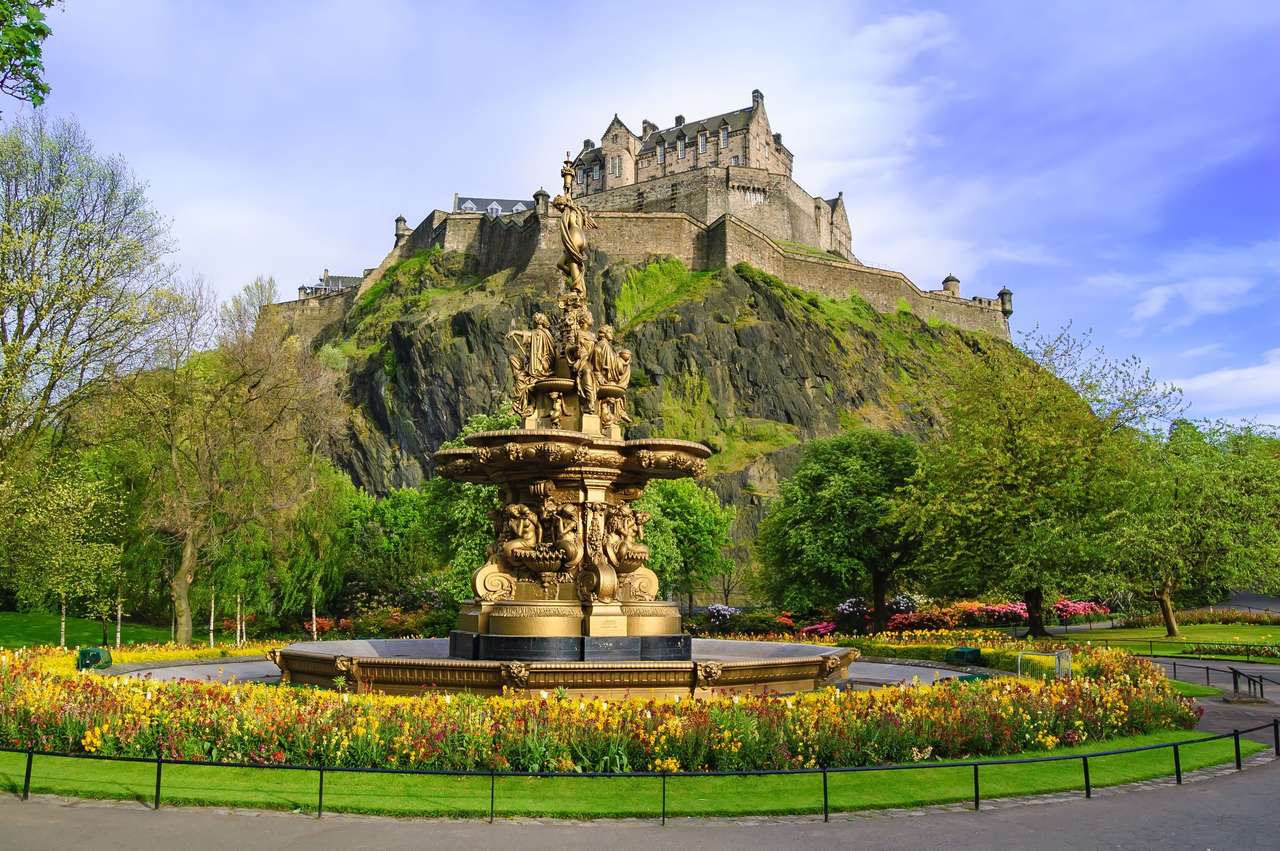 Duży zamek w Edynburgu puzzle online