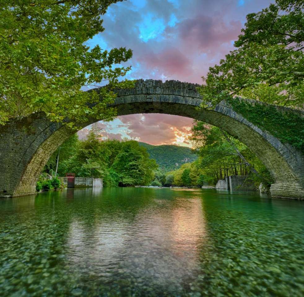Grecja Epir kamienny most krajobrazowy puzzle online