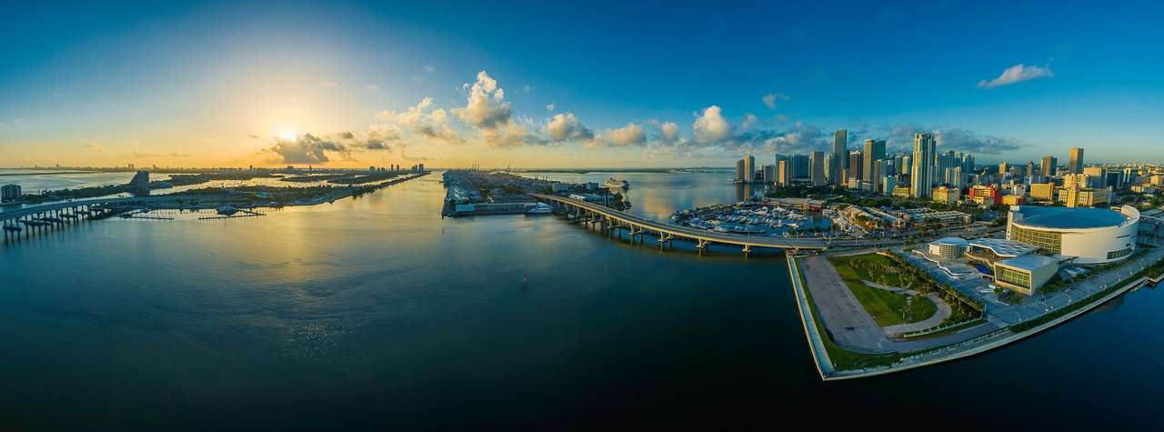 Panorama Miami puzzle online