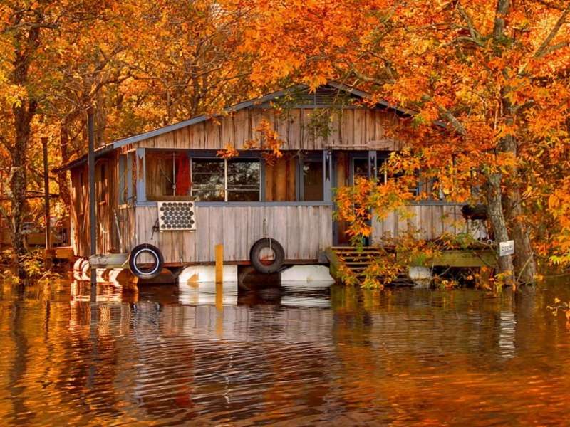 Luizjana-Pływający dom na rzece Ouachita puzzle online