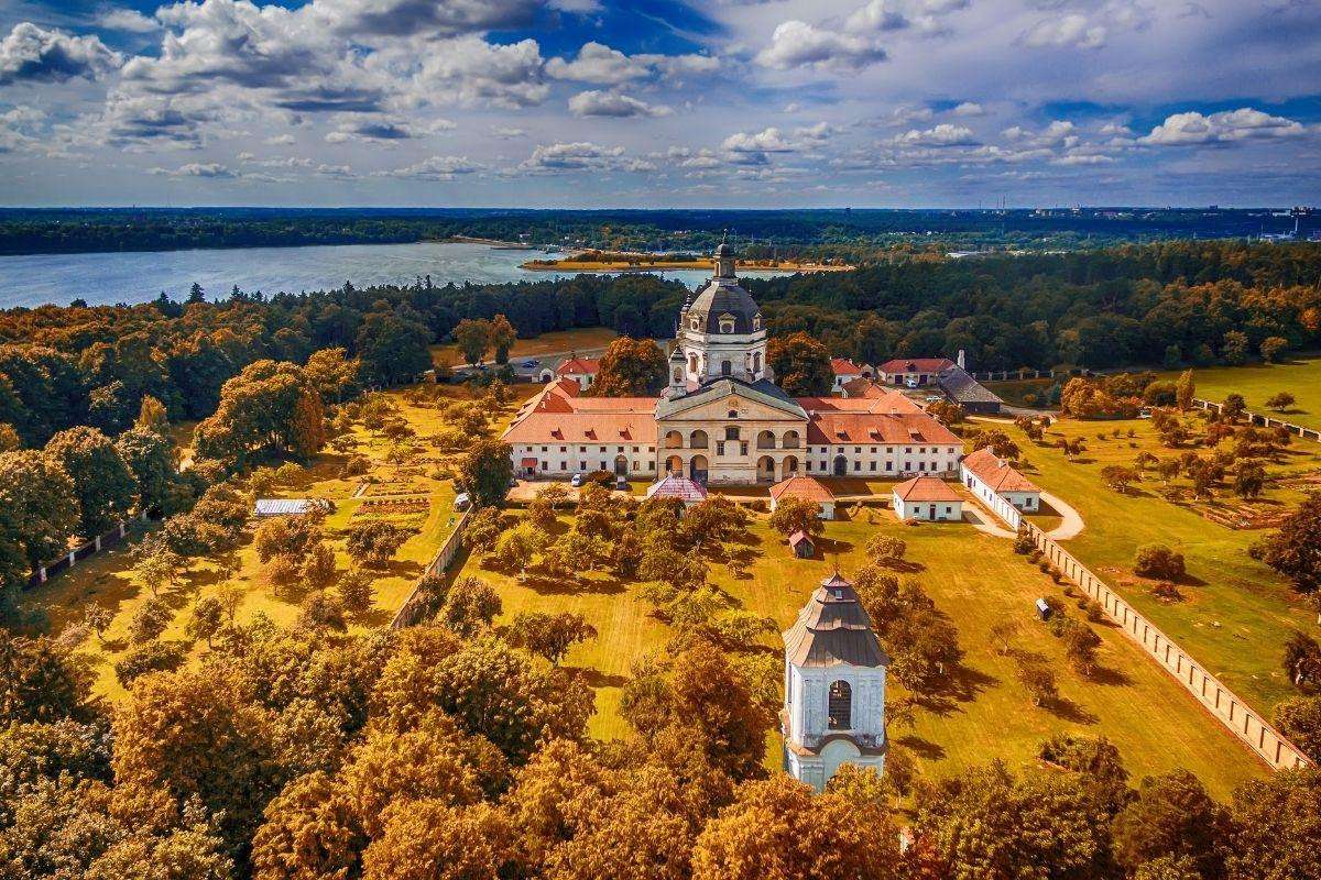 Litwa Klasztor w Kownie puzzle online