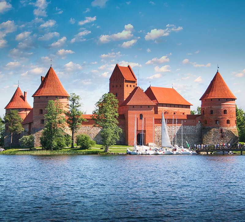 Zamek na wyspie Litwy Troki puzzle online