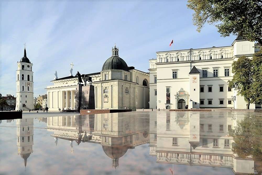 Litwa Pałac Wileński i Plac Katedralny puzzle online