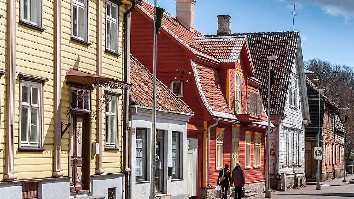 Tradycyjne domy w Estonii na wsiach puzzle online