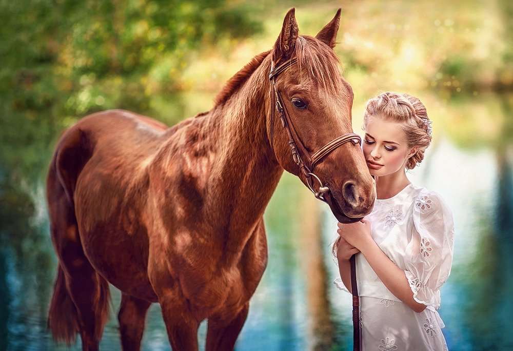 Dziewczyna z koniem nad jeziorem puzzle online