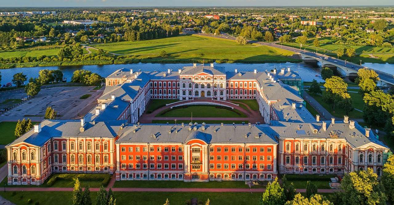 Łotwa Zamek w Jełgawie puzzle online