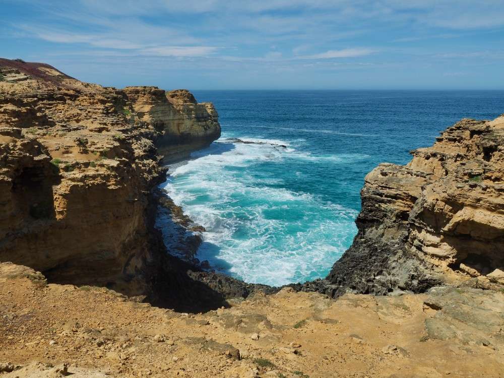 Australia-Piękny wzburzony ocean The Grotto puzzle online