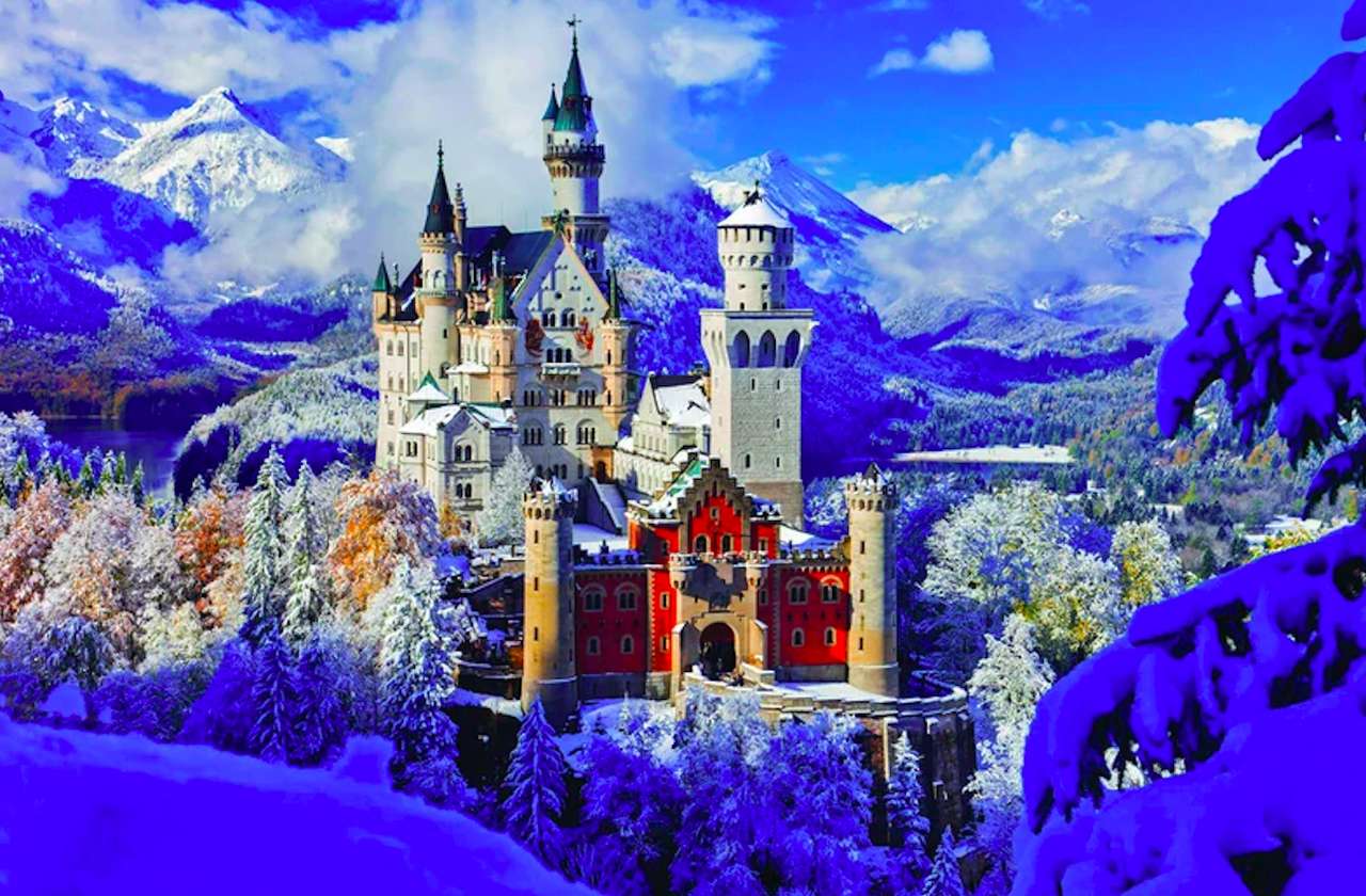 Piękny zamek zimową porą na skale puzzle online