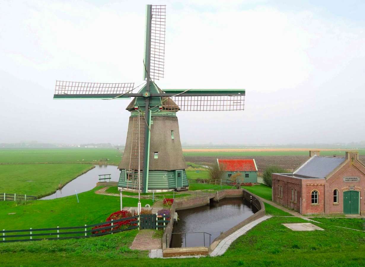 Wiatrak w Holandii -Windmill in Netherlands puzzle online