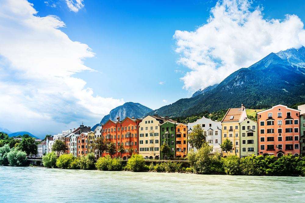 Miasto w Alpach puzzle online