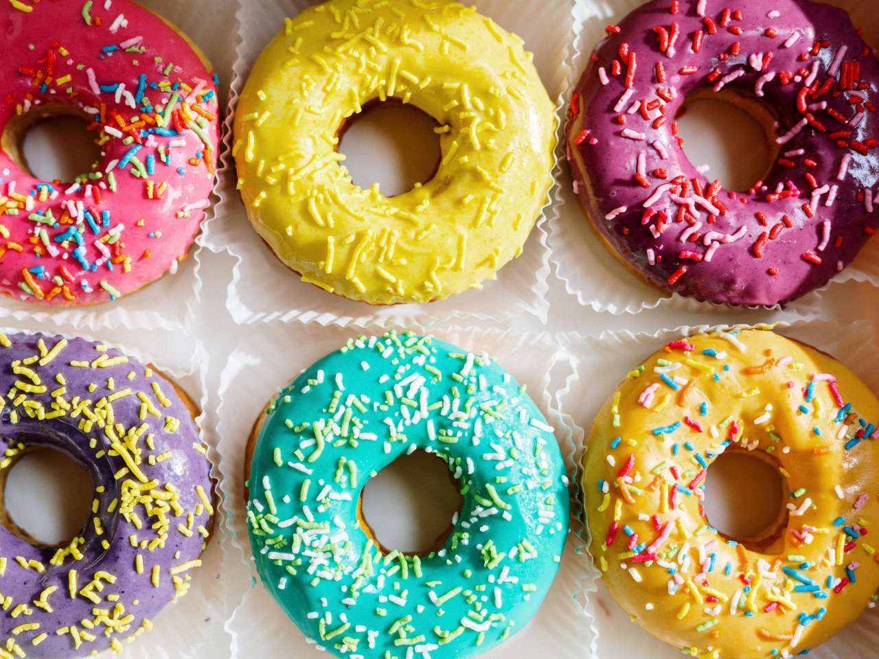 Pyszne pączki -Delicious donuts, mniam puzzle online