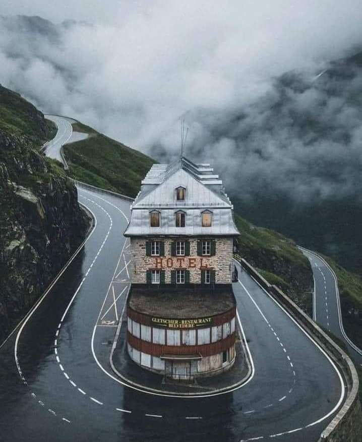 Hotel Belvedere, Switzerland? puzzle online