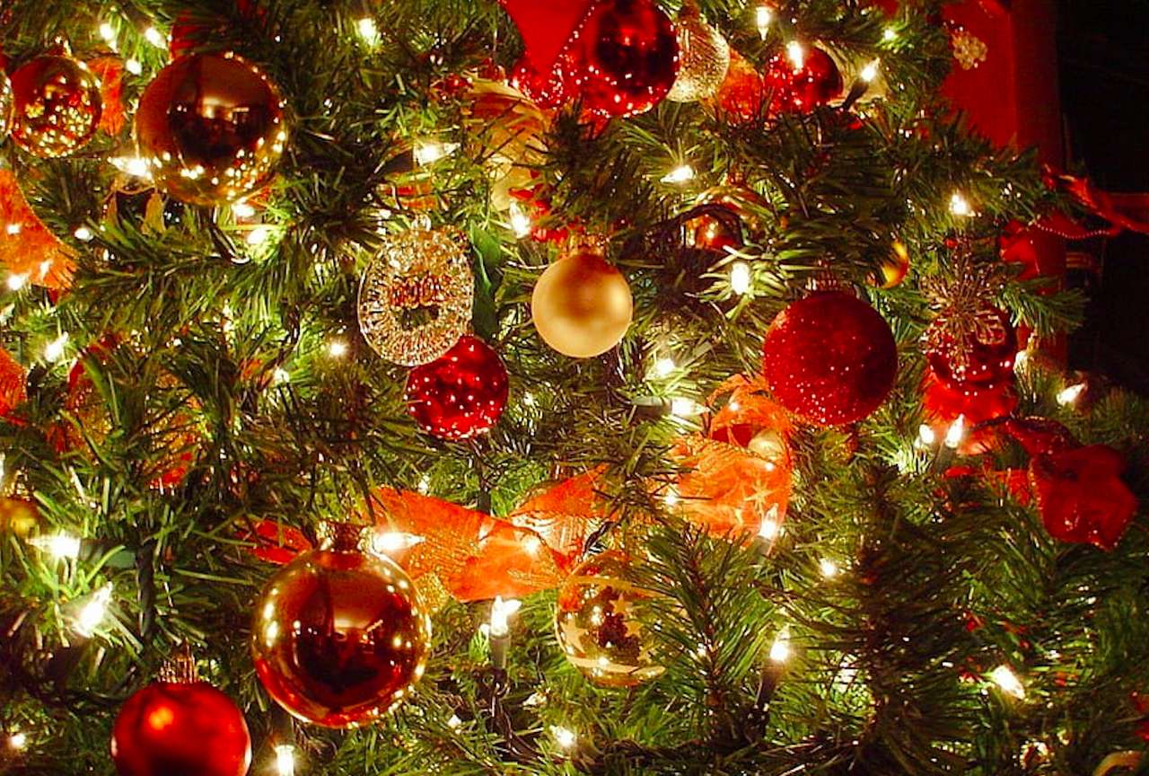 Magia ozdóbek świątecznych, piękno zachwyca puzzle online