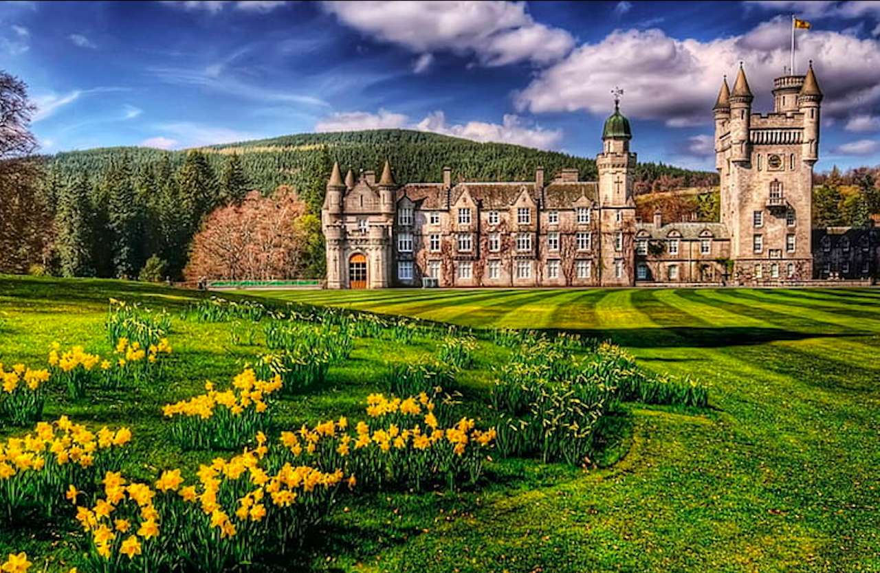 Szkocja-Zamek Balmoral - Królowej Elżbiety II puzzle online