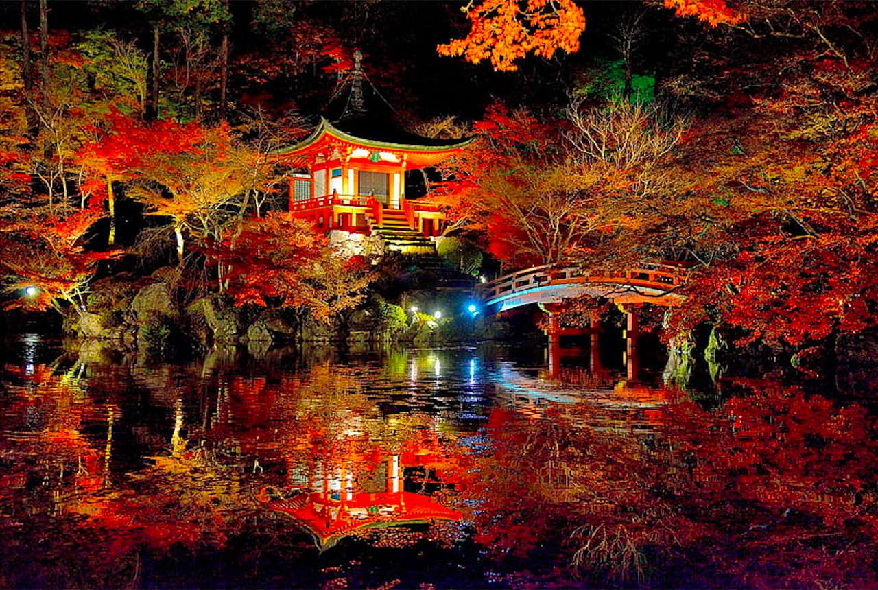 Höstnatt i en vacker japansk trädgård pussel