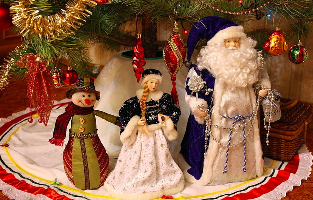 Urocze świąteczne figurki puzzle online