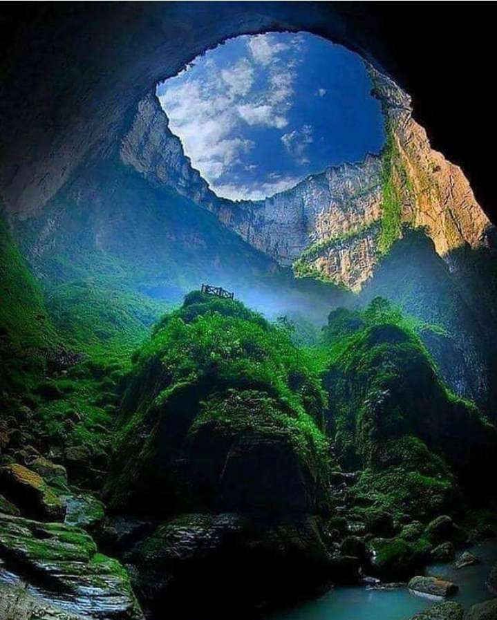 Heavenly pit, world's deepest sinkhole in China. puzzle online