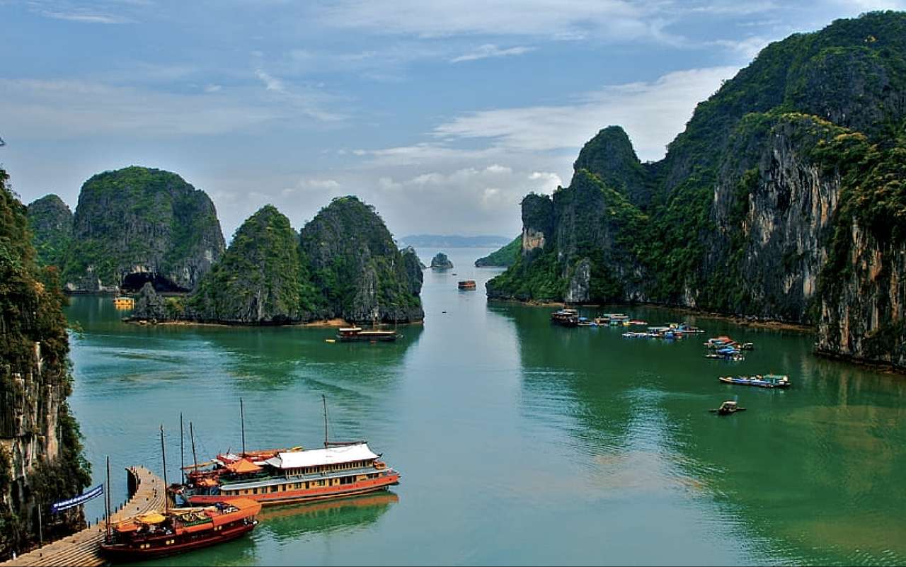 Hạ Long –piękna zatoka w północnej części Wietnamu puzzle online