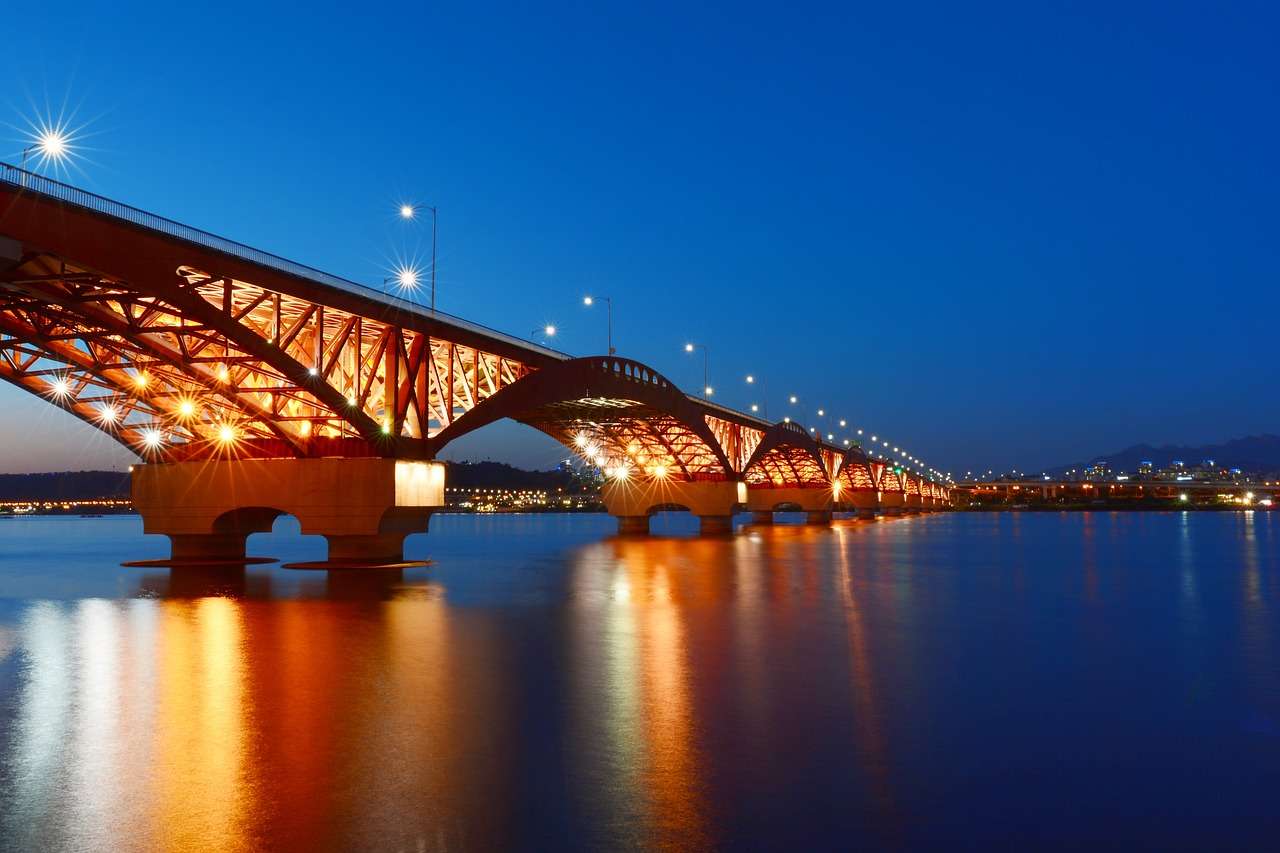 Mostowa rzeka Han puzzle online