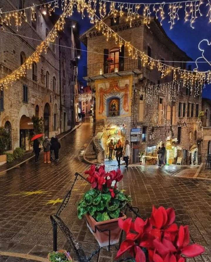 Assisi ? Italy ?: [instagram. com/francescabolog puzzle online