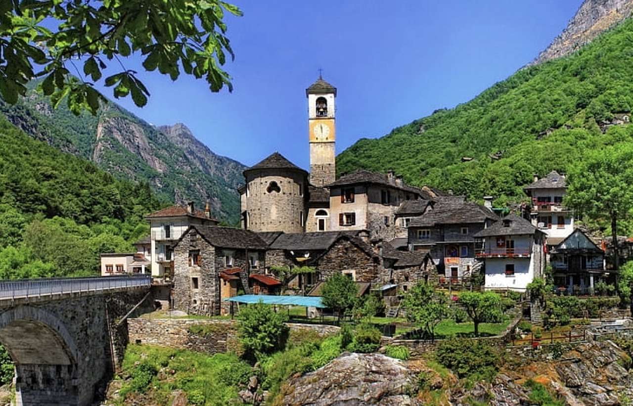 Szwajcaria - piękne wspaniałe miasto Lavertezzo puzzle online