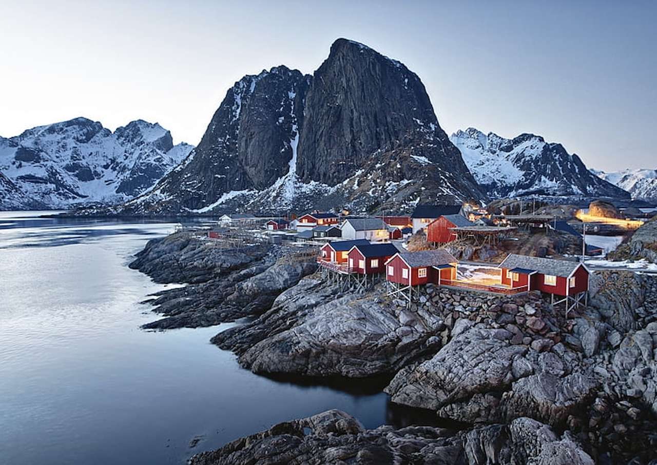 Norweskie mikro miasteczko w górach puzzle online