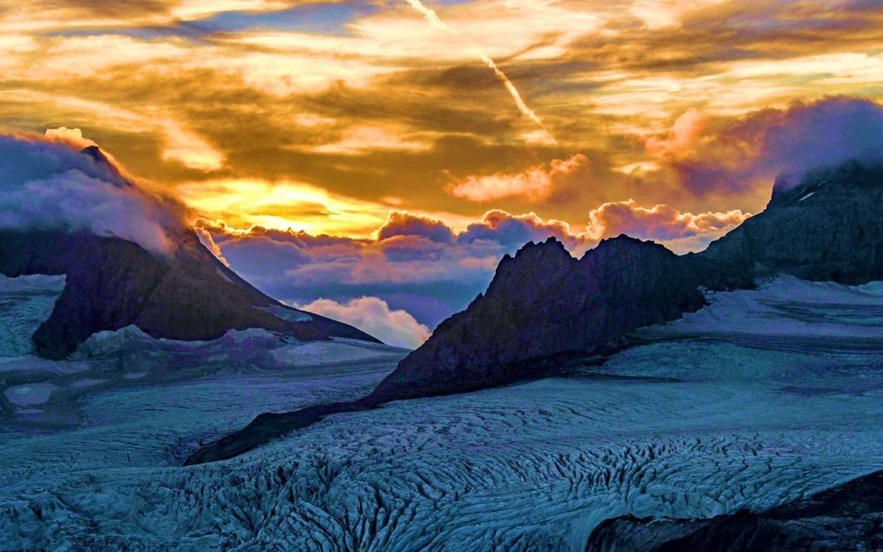 Szwajcaria-Lodowiec Huefi podczas zachodu słońca puzzle online